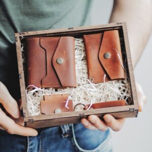 enjoythewoodestonia leather smart wallet with giftbox